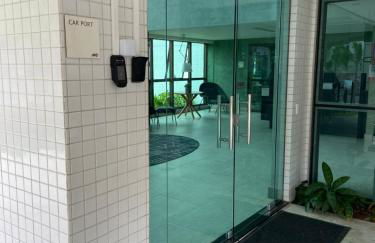 Apartamento com VISTA maravilhosa no bairro do Pina! Cozinha completa, Wi-Fi, Ar Condicionado e máquina de lavar - Condomínio com Estacionamento, Recepção 24h, Piscina e Academia - Foto 36