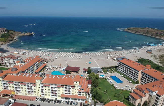 Parva linia adres Regina mare Tsarevo - Foto 18