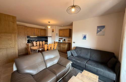 Appartement neuf 3 pièces, 6 pers, terrasse, parking, Les Saisies - FR-1-293-412 - Foto 1