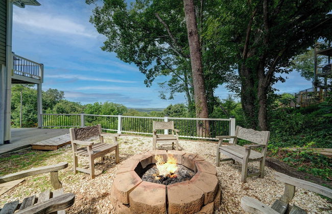 Sunset View 3 BDR Close to Downtown! - Photo 54