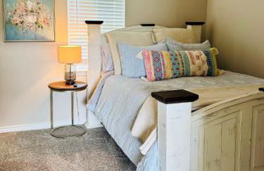 Charming & Luxe Cottage 3 BR 2 BA - Foto 11