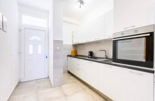 Apartments Galeb - Photo 9