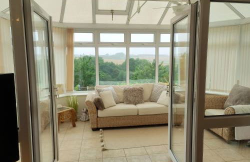 Split Level Bungalow - Sleeps4 - Close to walks - Foto 14