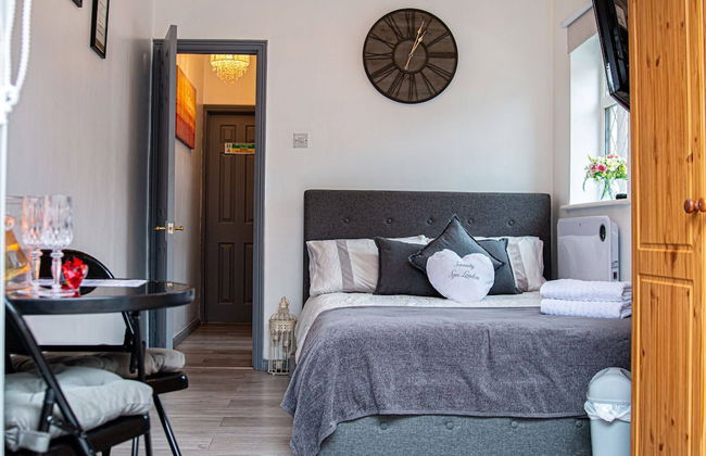 Private Hot Tub, Sauna, Ice Bath Gym Apartment - Foto 1