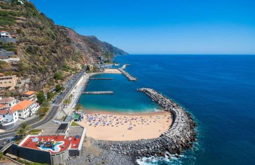 Casa Mia, a Dream Spot With Heated Pool - Photo 33