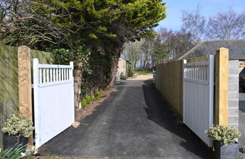 Stunning Barn Conversion next to Horse Field sleeps 10 - Foto 13