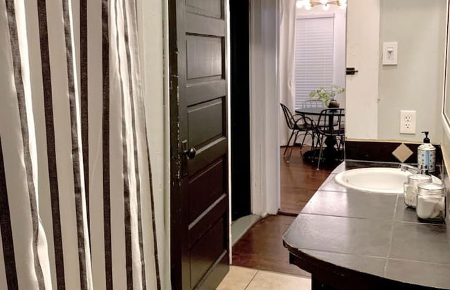 Jefferson Home Room 3 - Photo 8