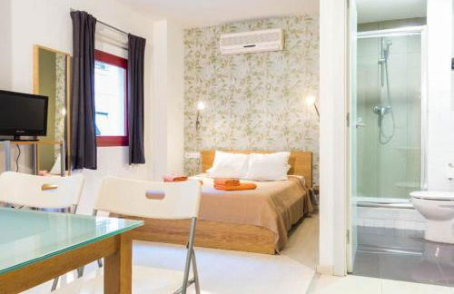 Old City Beach House - Photo 8