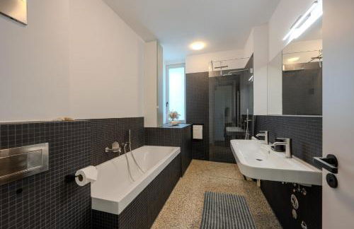 Marina Maisonette Seeblick mit Pool und Sauna - Photo 20