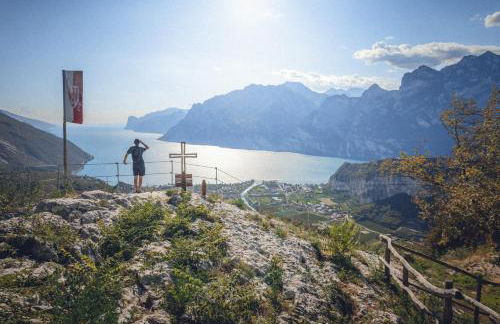 GARDA BALDO APARTMENTS - Photo 56