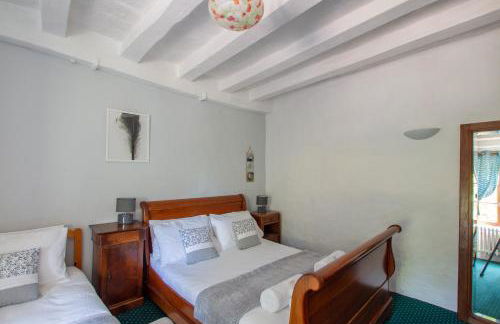 ROCHE-LOIRE - Photo 11