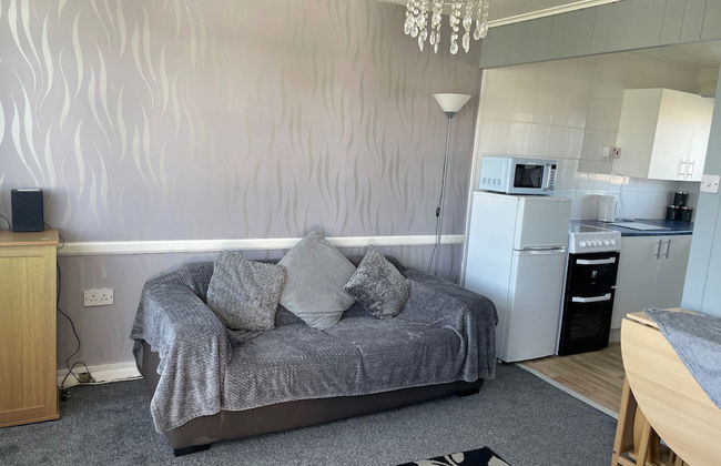 2-bed Seaside Retreat - Sleeps 4 & Parking - Foto 8