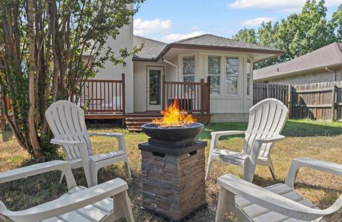 Hill Country Getaway Games, Fire Pit & Deck - Foto 41