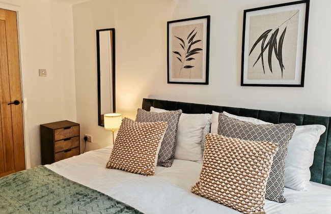 2-Bed Apartment - For Contractors & Business Travellers - Long Stays Welcome - Photo 20