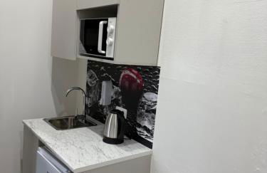 Aparthotel Emilia 24h Check-in, Free Parking and WiFi - Foto 1