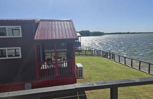 Lakefront Cottage with Hot Tub & Sunset Views - Foto 23