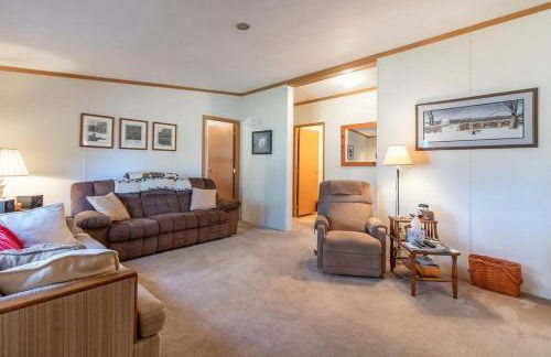 3BR 2BA with direct VAST Trail access on 10 Acres - Foto 14