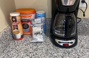 Modern 3-bedroom, big fence yard, Pets stay free - Foto 12