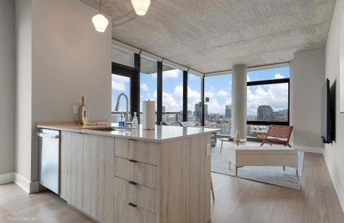 Sage Modern Apartments Near Union Park in West Loop - Photo 73