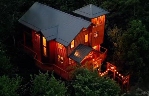 Skyview Treehouse by Amish Country Lodging - Photo 25