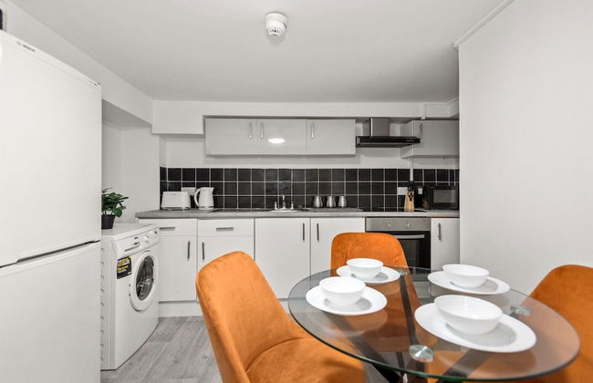 High Wycombe Apartments - Photo 17