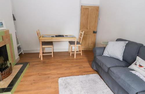 Well House Farm Flat 2 - Photo 8