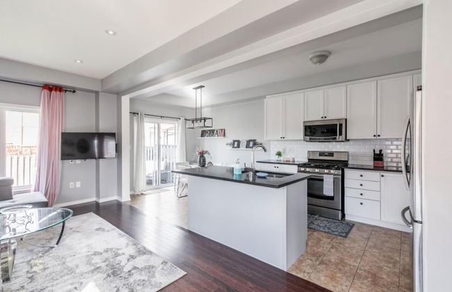 Unique Townhome Private HOT TUB Gym Sauna BBQ Playground Garage - Foto 45