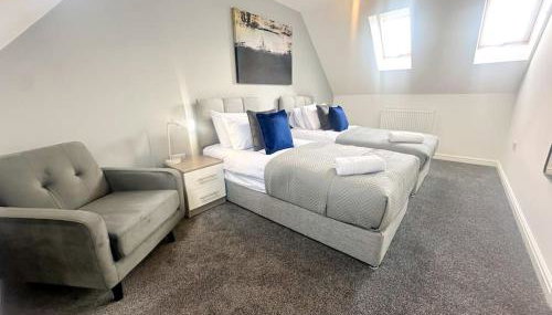 No 44 by Blue Skies Stays - Foto 1