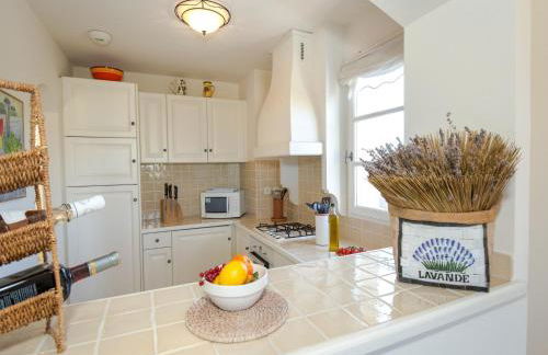 Holiday flats at Domaine de Saint-Endréol with golf, SPA and pool - Foto 9