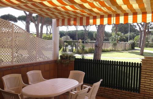 Primera línea de playa casita adosada - Foto 11