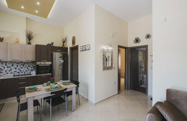 Spacious & New fully equipped Home with Parking - Foto 13