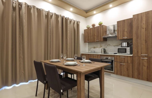 Gem Beachfront Apt With Amazing Bay and Sea Views - Foto 15