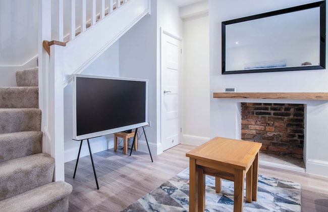 Fleet Street - 2 Bedroom - Swansea - Photo 20