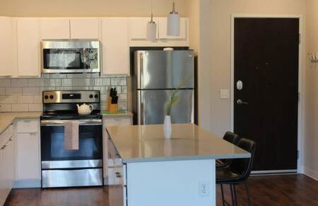 4 mi to Jack Thrice Stadium + hot tub - Foto 4