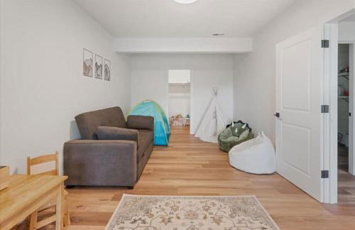 *NEW* Canyon View Dream Retreat + Views +Anchorage - Photo 33