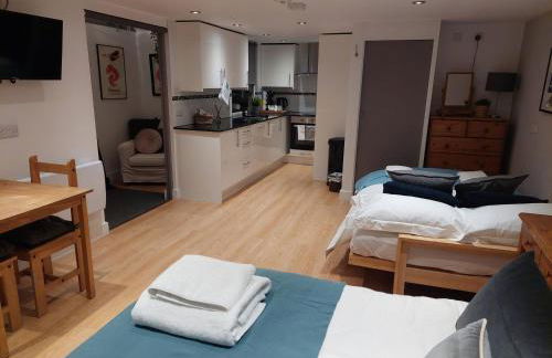 Private Garden Lodge in Christchurch, Dorset for 4 - dogs welcome! - Foto 5