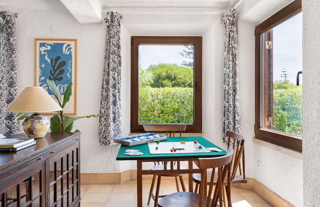 JOIVY 3-BR Cottage w/Terrace & Garden in Colares - Foto 19