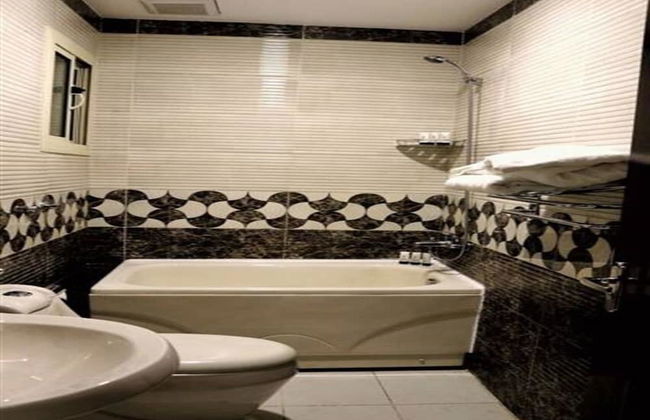 Mira Suites AlBasateen - Photo 17