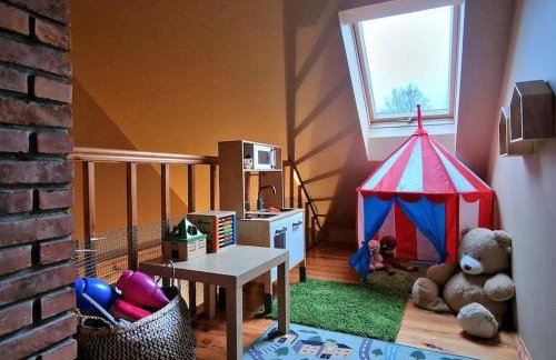 Agroturystyka Nad Bystra - Drewniany dom z pięknym ogrodem - Photo 17