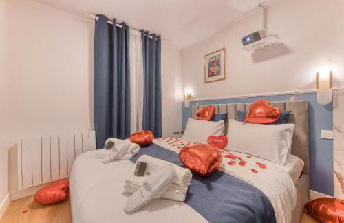 Premium Spa Suite Jacuzzi Hot Tub Massage Chair near Paris-Stade de France-CDG Airport - Foto 8