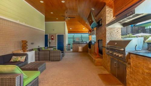 KINGbed w pool gym BBQ at theHeights LongStayDiscount - Foto 5