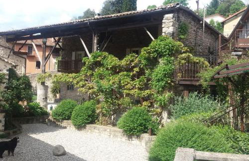 Holiday Home in Ardèche near Château de Ventadour - Foto 5