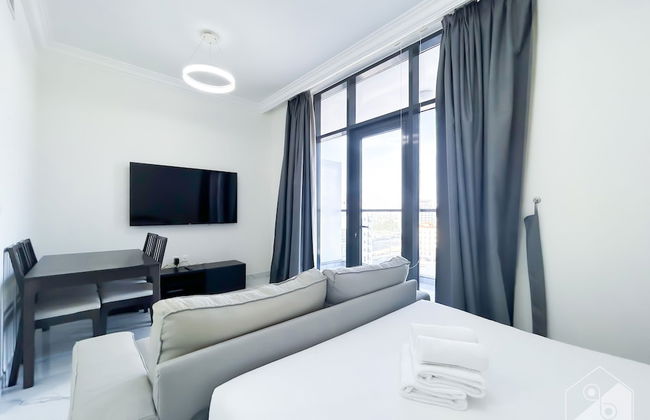 Spacious Studio With Balcony in AL Majan - Photo 9