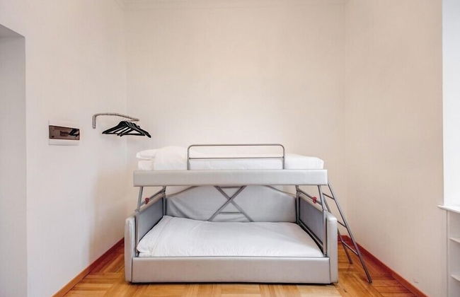 Imperia Suite - Photo 23