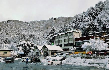 Beehive Basecamp Explore Ski Play and Make Memories - Foto 56