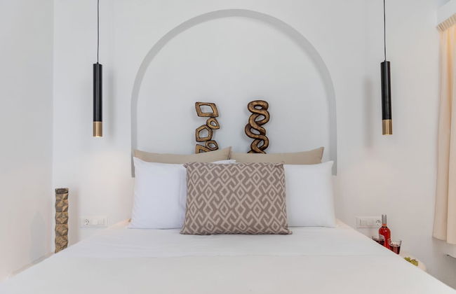 Naxian Lounge Villas - Photo 19