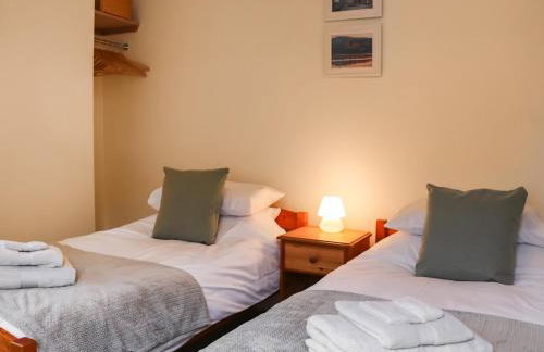 Ty Llewelyn - Foto 9