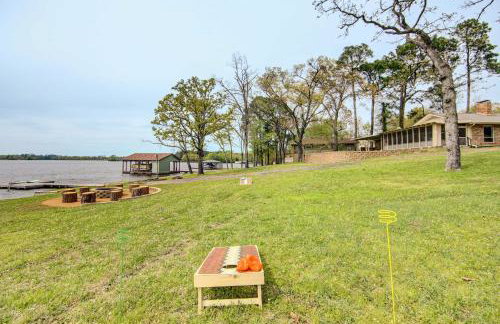 Mineola Lake House w/ Dock & Fire Pit! - Foto 37