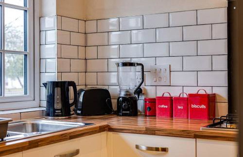 Cosy 2 Bedroom Home in Wigan - Foto 16