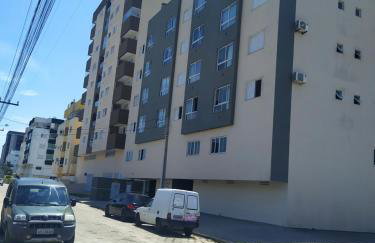 Apartamento no Mar Grosso em Laguna SC. - Photo 2